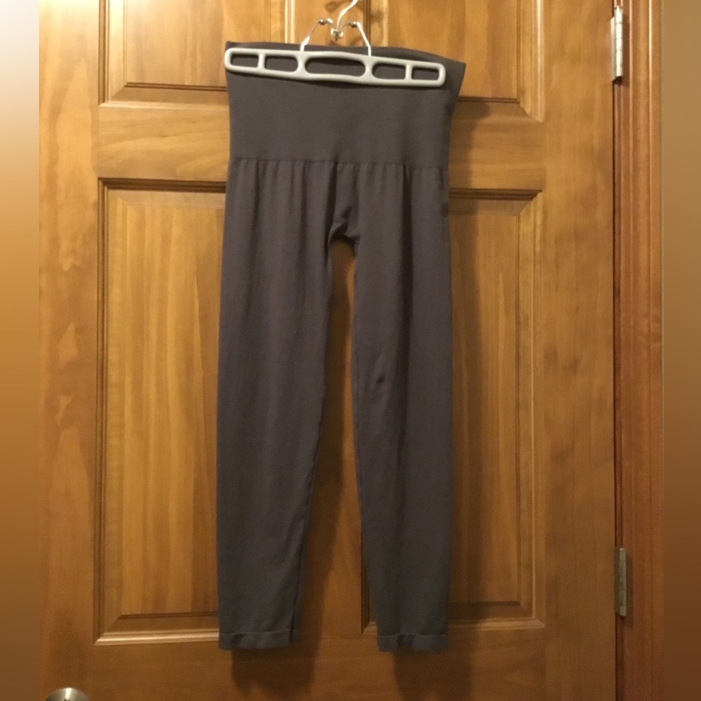 Women’s capris.